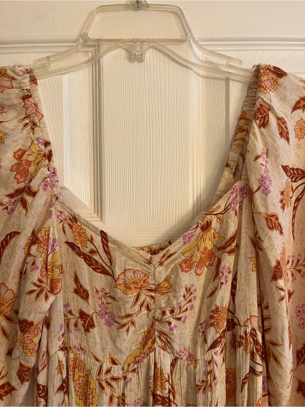Billabong Cream Floral Puff-Sleeve Midi Dress - Picture 6 of 12